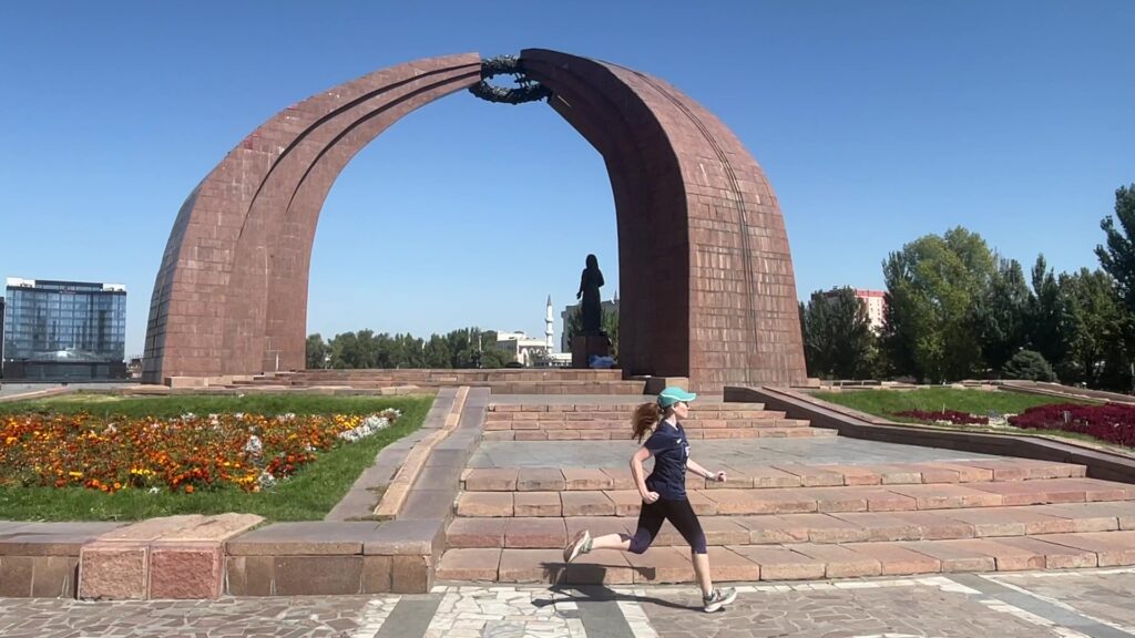 Running in Victory Square 2024