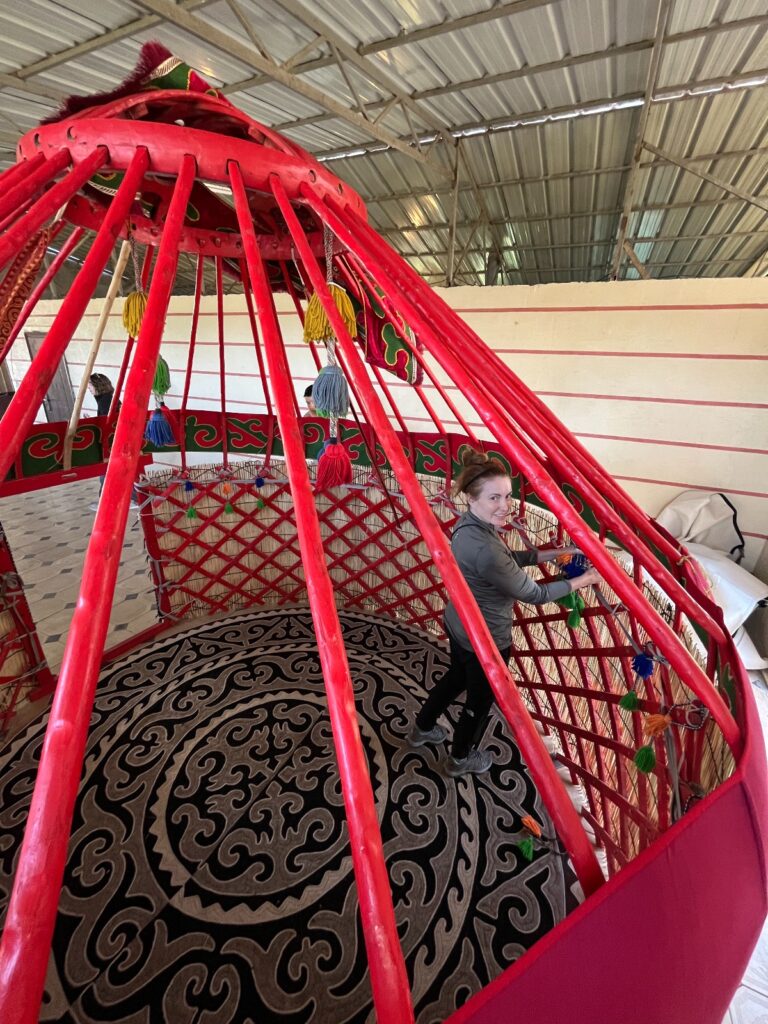 Builidng a yurta in Bishkek
