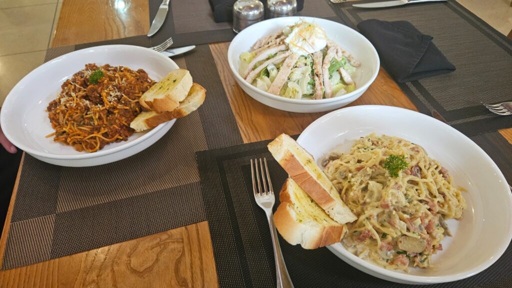 Eating pasta in Papua New Guinea, Highlander Hotel in Mt Hagen
