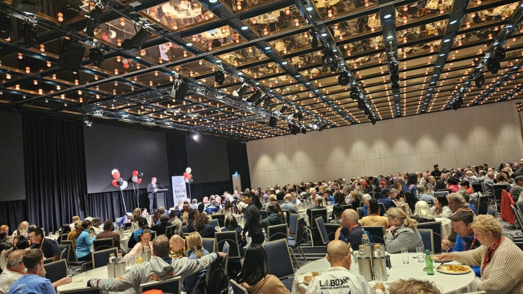 Pre-Race Dinner in Sydney during the pre-tour before the Sydney marathon 2025. 