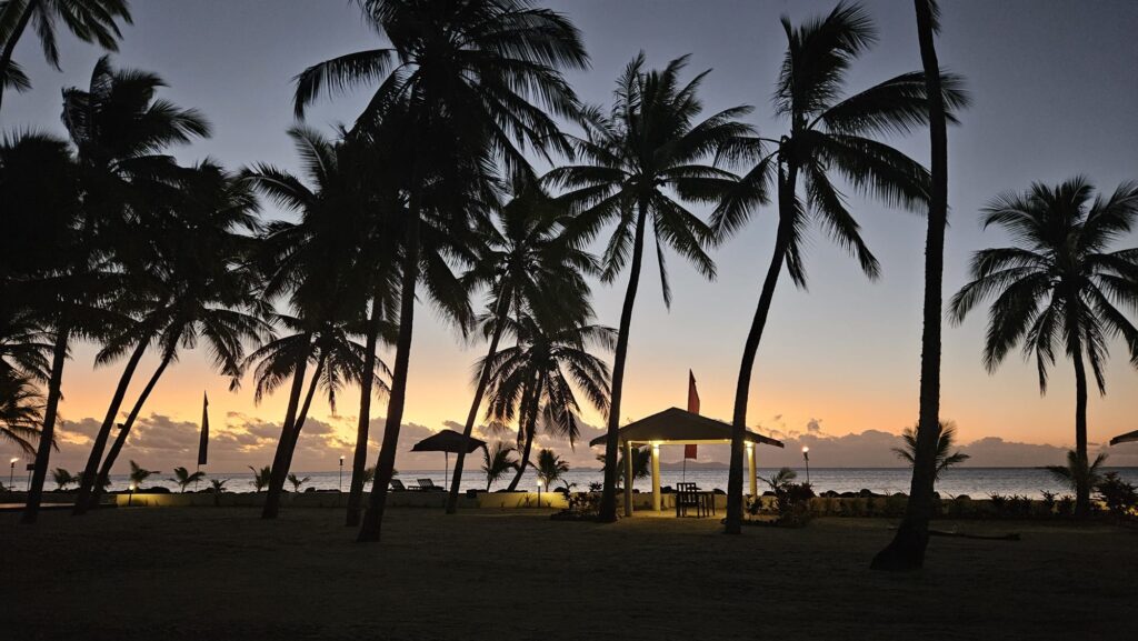 Images of Fiji: Sonaisoli Island, Double Tree by Hilton Resort. 