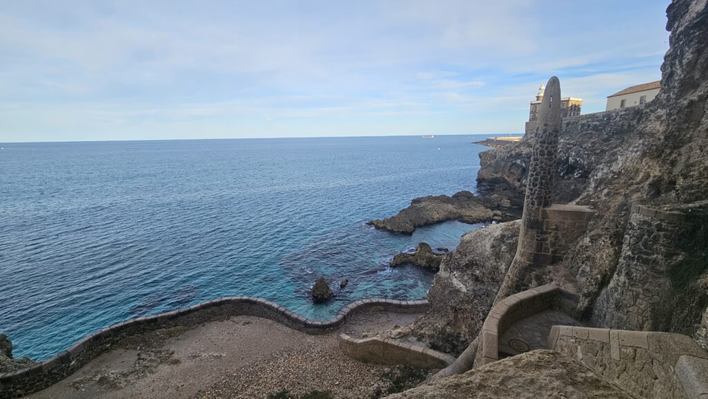 Melilla Highlights - Lugares de Melilla. Las cuevas del Conventico.