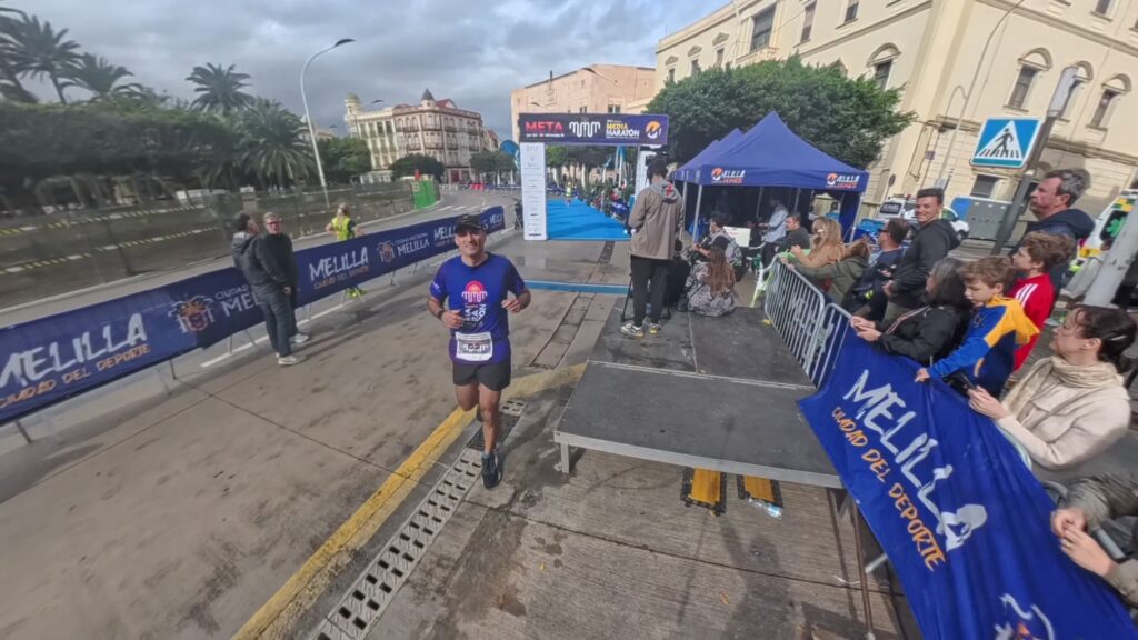 The running Roger in Melilla Half Marathon, Melilla Media Maraton
