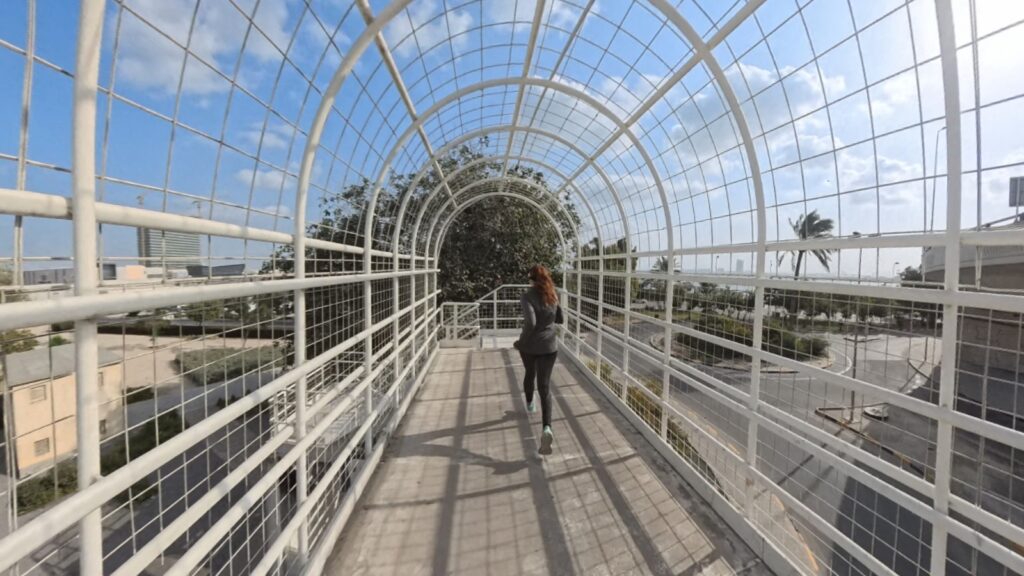 The Running Ginger running in Bahrain. Recommended route in Bahrain, Mamana.