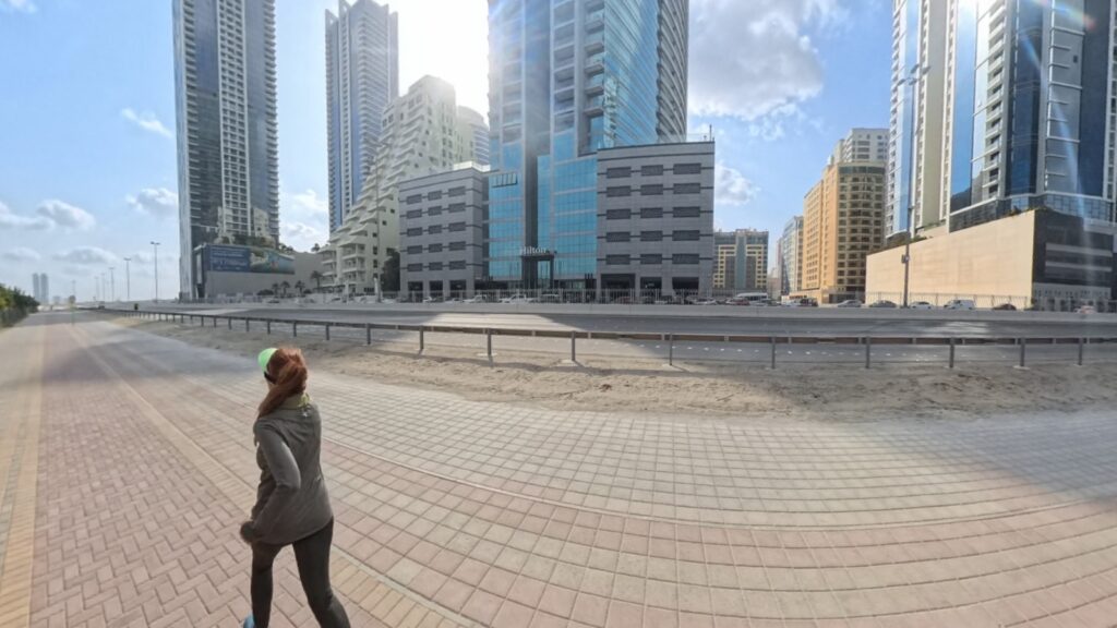 The Running Ginger running in Bahrain. Recommended route in Bahrain, Mamana.