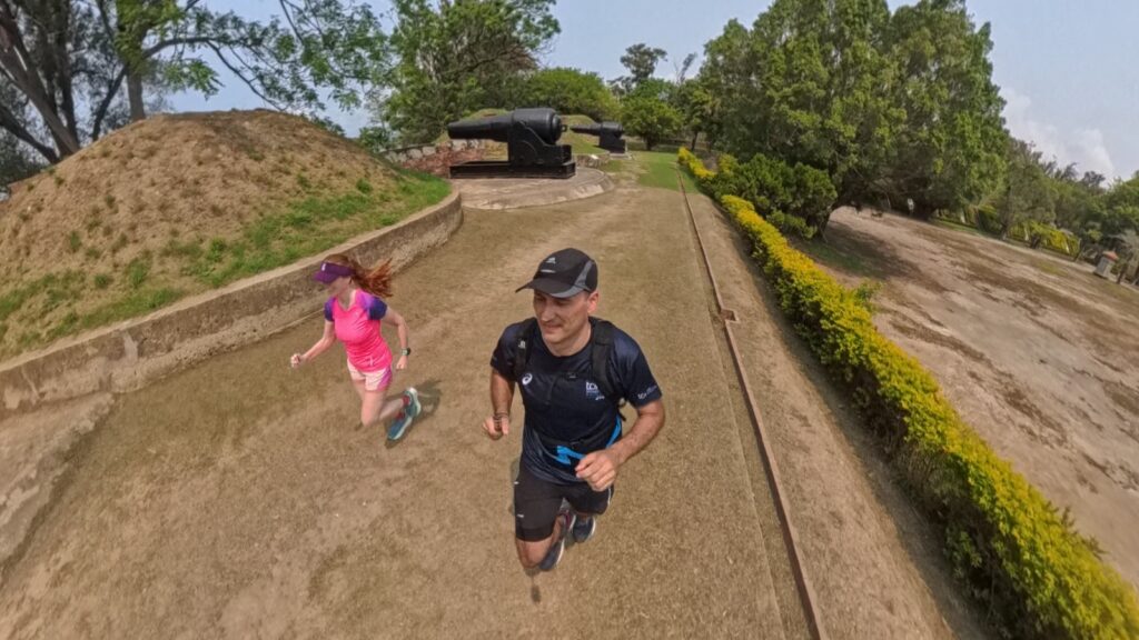 The running ginger running in Tainan. Recommended 10k route in Tainan. Navy destroyer.