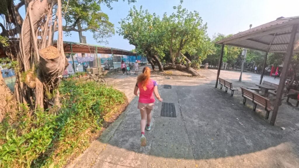 The running ginger running in Taipei. Recommended route around the river Tamsui and Yanping Riverside Park.