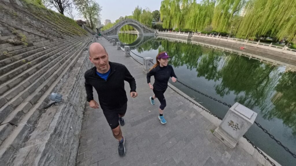 11 kilometers run in Xi'an, in the City Wall and the moat park in April 2026. Recommended route for running and tourism in Xian.