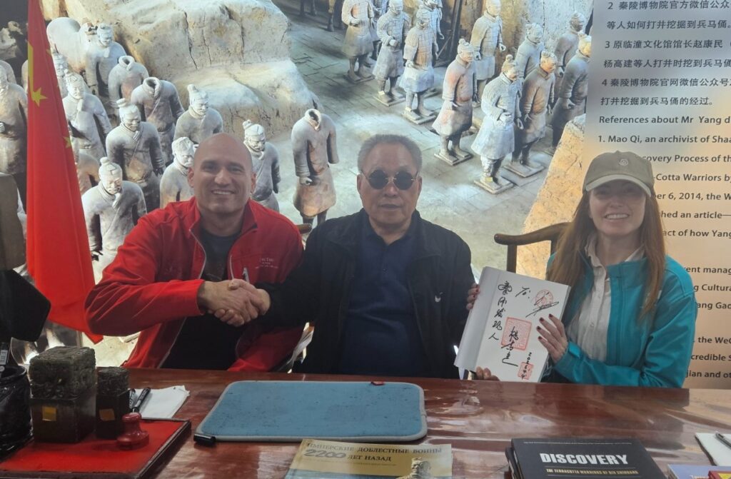 Highlights of our trip to Xi'an in Apirl 2026, visiting the city and the Terracotta Warriors before running in the city wall. 